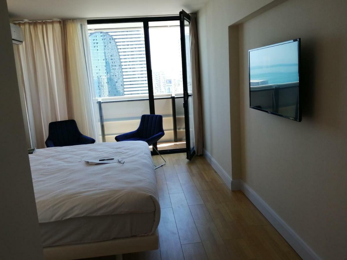 באטומי Lamar Hotel מראה חיצוני תמונה